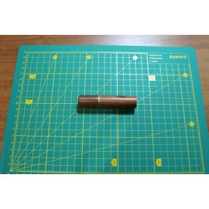 Красивый и качественный футляр. Удивлена, что на такую изящную вещицу такая низкая цена. Поставьте в..